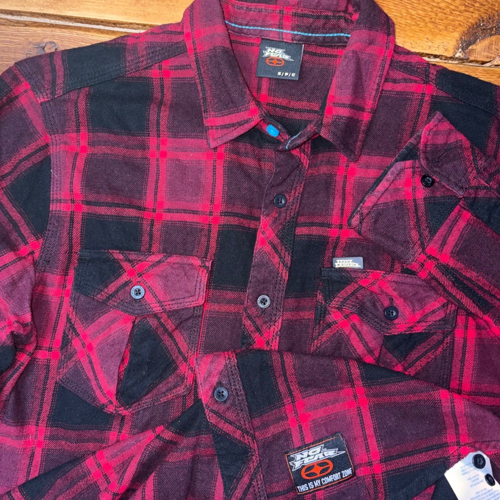 No Fear Flannel Shirt Men Small Red Black Plaid Long Sleeve Button Up Y2K Grunge